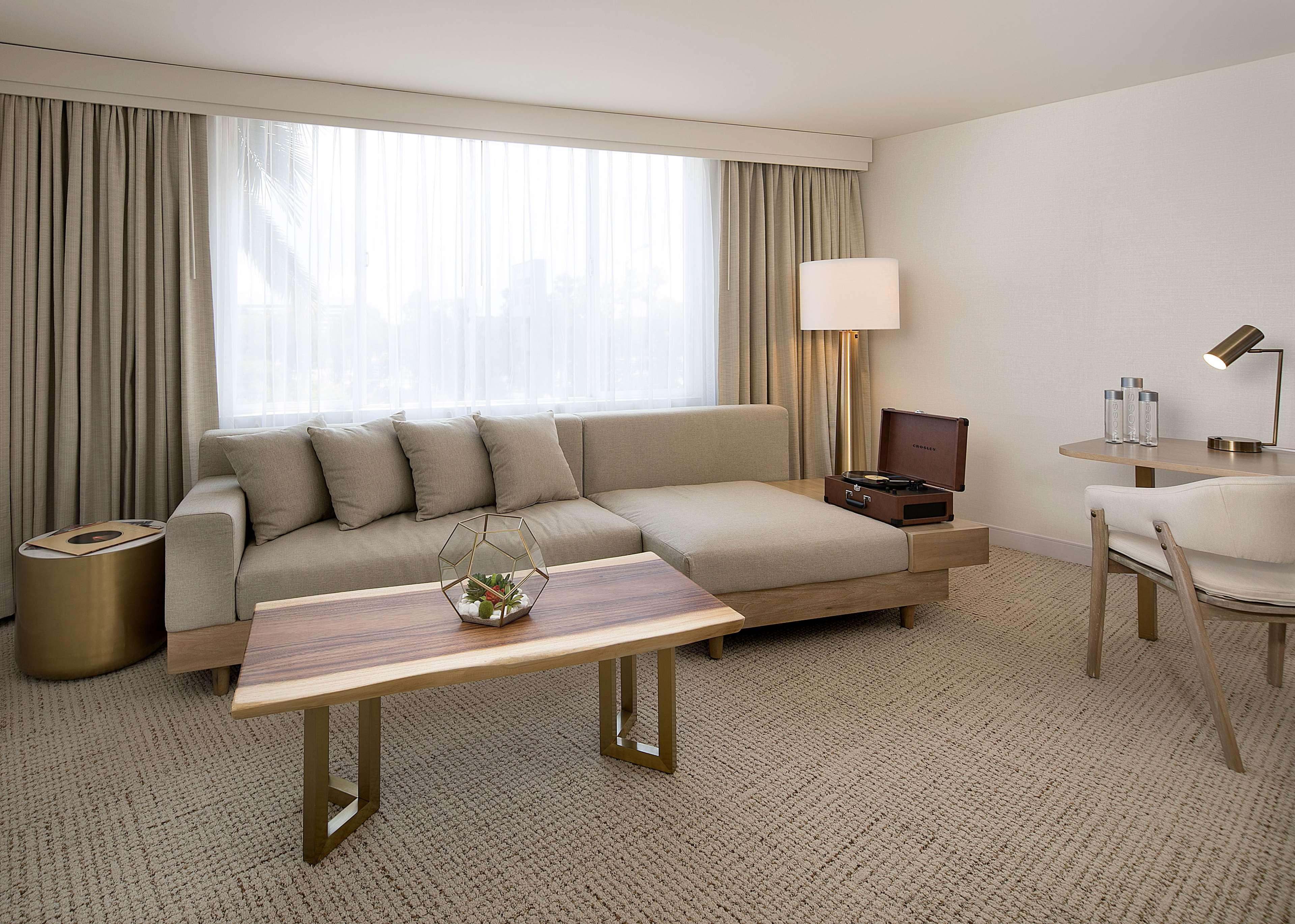 The Belamar Hotel Manhattan Beach, Tapestry By Hilton Экстерьер фото